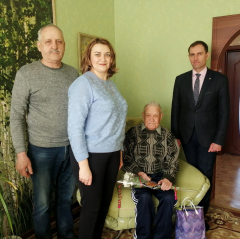 Поздравление с Днем защитника Отечества Тарасова Анатолия Филипповича